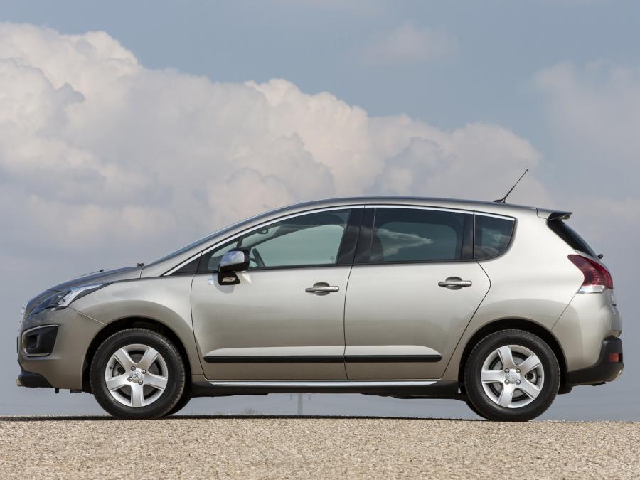  Peugeot 3008 HYbrid4 2013 года  (фото 3 из 22)